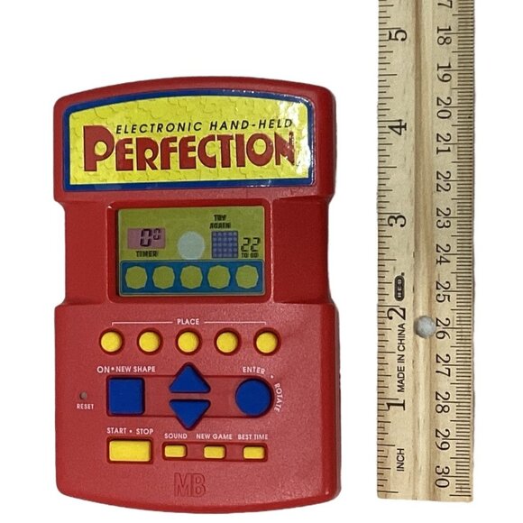 Vintage '96 Electronic Handheld Perfection Game By Milton Bradley Tested Working - Picture 3 of 3